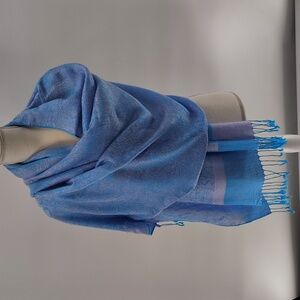 Pashmina Type Blanket Scarf Large Two Tone Color With Fringe 77 x 29